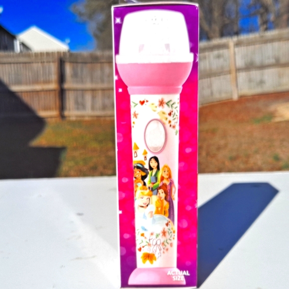 Disney Princess 👸 Light Up Microphone Photo #4 Shows The Actual Size - Picture 4 of 5